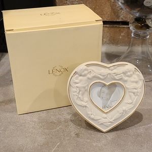 Lenox Forevermore Heart Frame